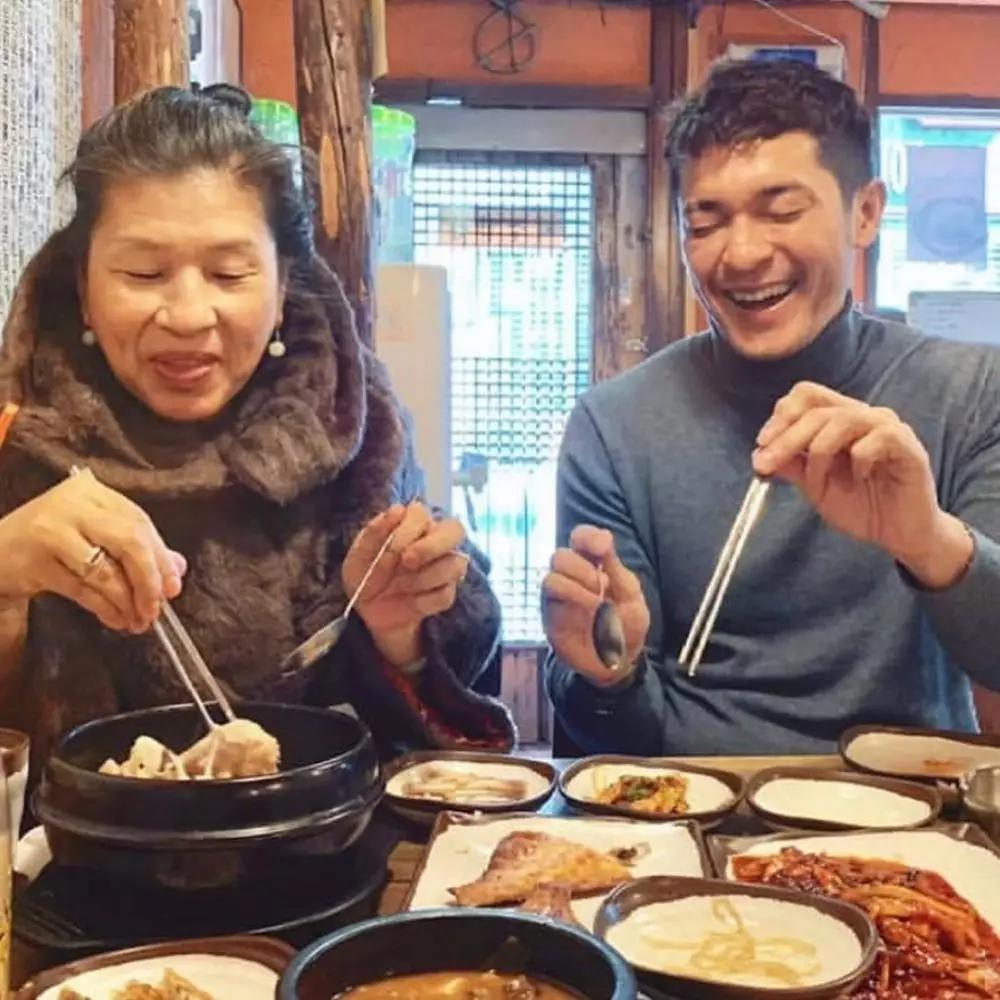 Potret Miller Khan © 2020 brilio.net  Instagram/@miller_khan Potret Miller Khan © 2020 brilio.net  Instagram/@miller_khan