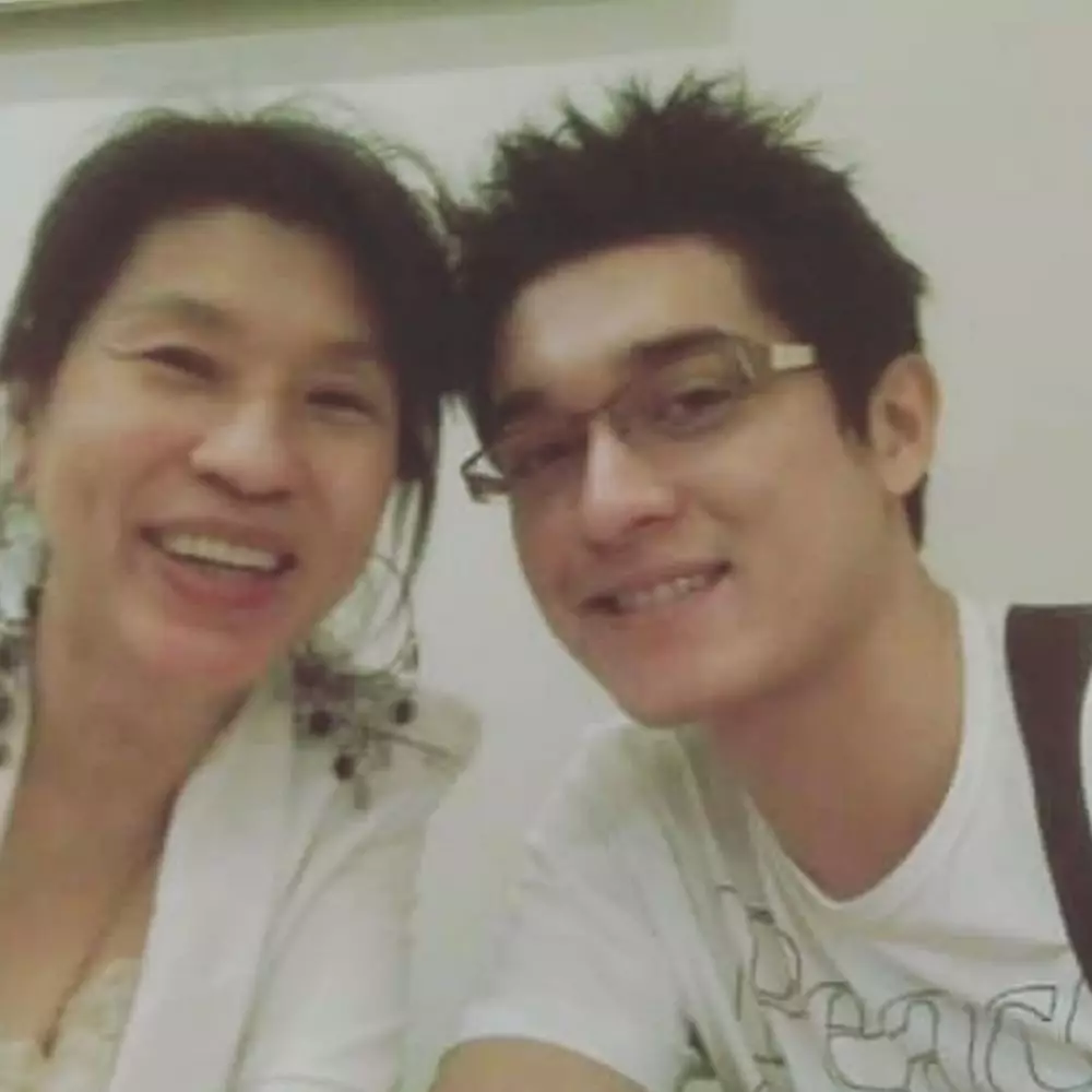 Potret Miller Khan © 2020 brilio.net  Instagram/@miller_khan Potret Miller Khan © 2020 brilio.net  Instagram/@miller_khan