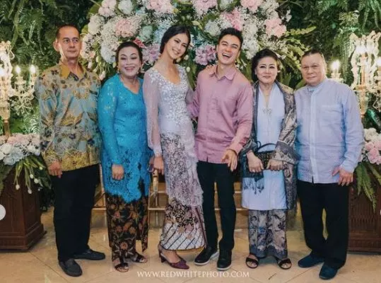 Baim Wong dan sang mertua Instagram Baim Wong dan sang mertua Instagram