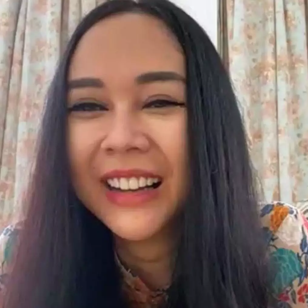 Dapat hadiah Al-Qur'an dari Ridwan Kamil, ini ungkapan Aura Kasih