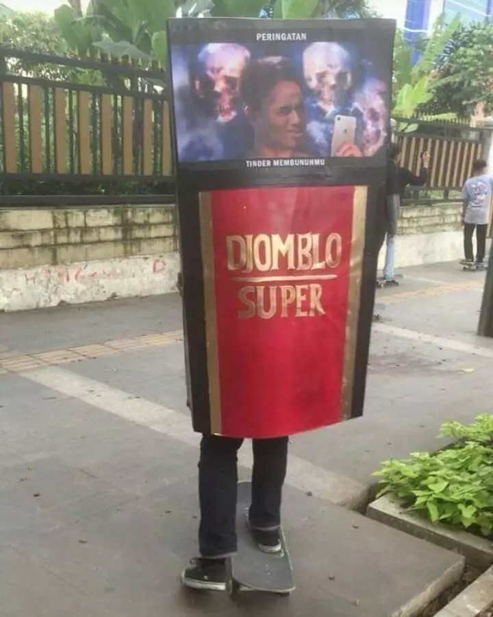 pelesetan barang dagangan © 2020 instagram.com