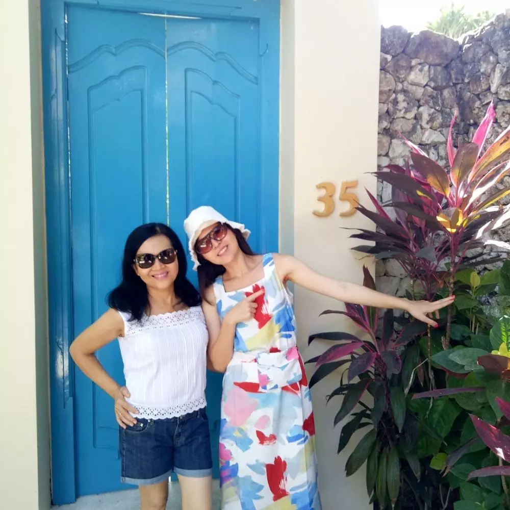 7 potret Olivia Jensen bersama ayah bundanya Instagram 7 potret Olivia Jensen bersama ayah bundanya Instagram