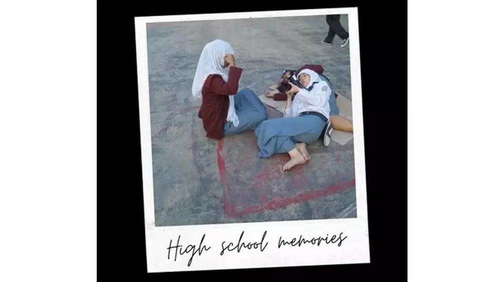 Potret Ipeh pakai hijab Berbagai sumber