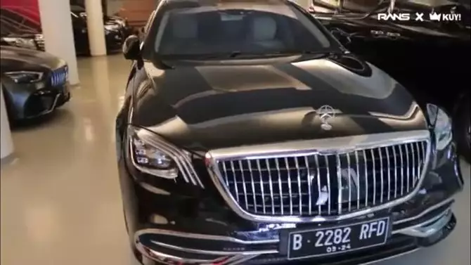 Penampakan garasi mobil Sean Gelael, koleksinya bikin melongo © 2020 brilio.net Penampakan garasi mobil Sean Gelael, koleksinya bikin melongo © 2020 brilio.net