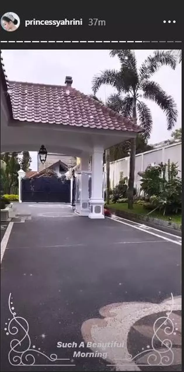 Instagram/@princessyahrini © 2020 brilio.net