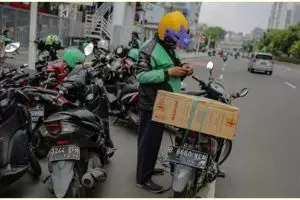 Cerita polisi patungan Rp 550 ribu bantu driver ojek online kena tipu
