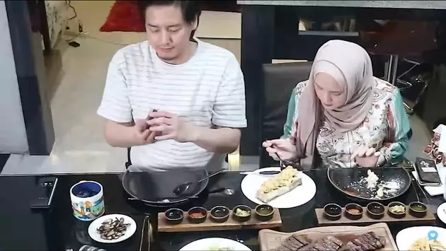 Momen ultah Cut Meyriska Instagram & YouTube Momen ultah Cut Meyriska Instagram & YouTube