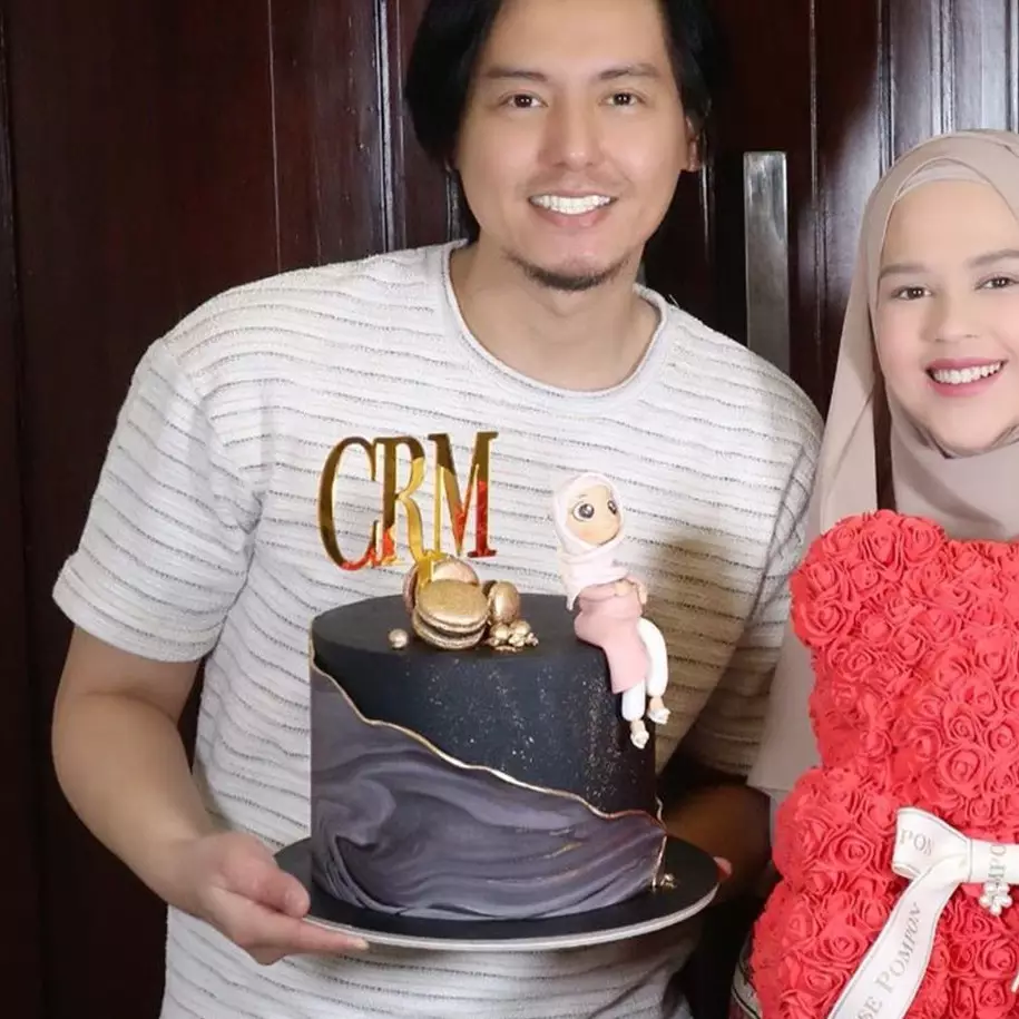 10 Momen perayaan ultah Cut Meyriska ke-27, bertabur hadiah mewah