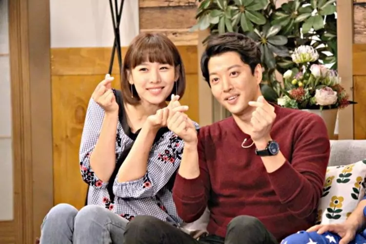 Lee Dong-gun cerai berbagai sumber