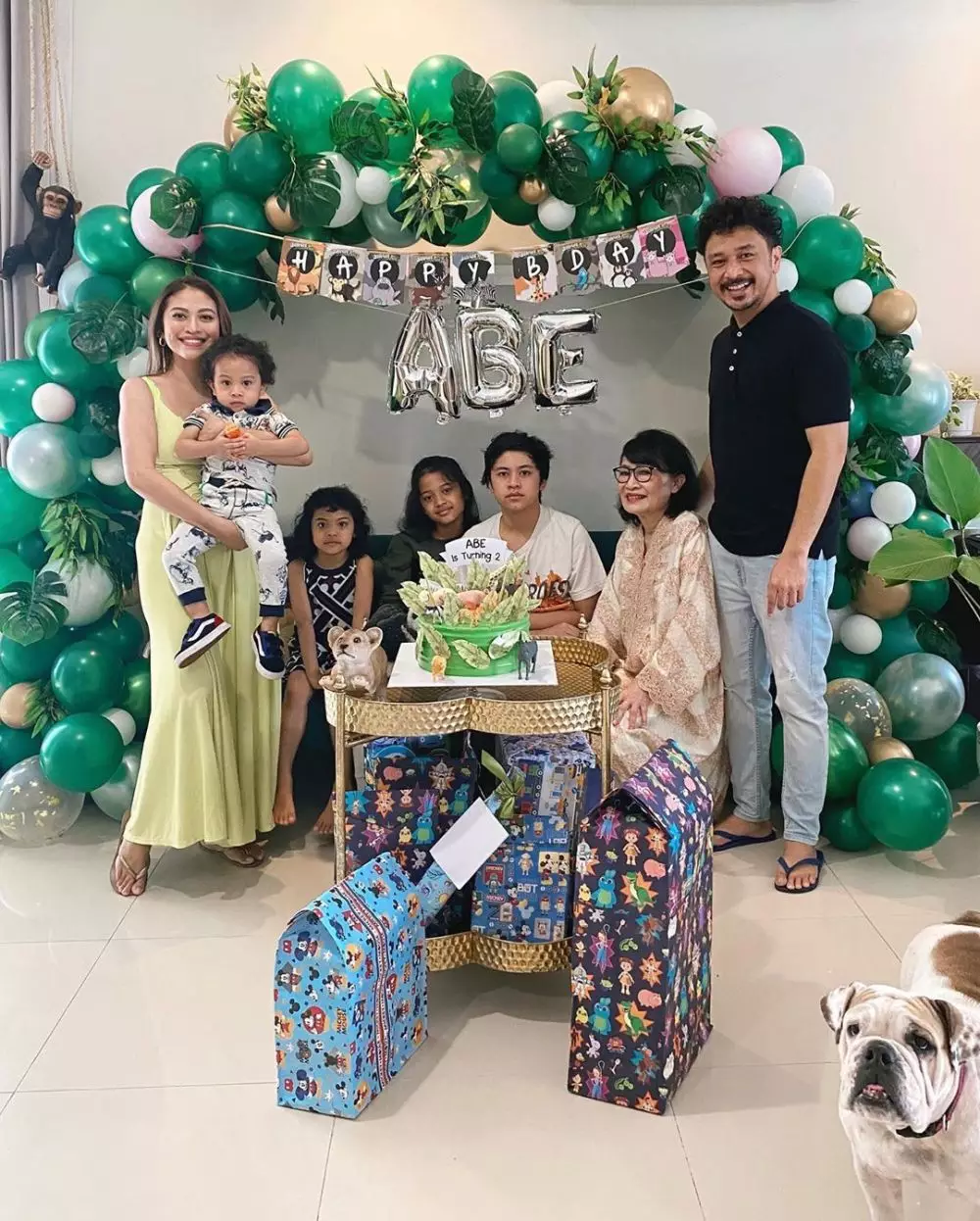 momen ulang tahun ke-2 anak giring instagram