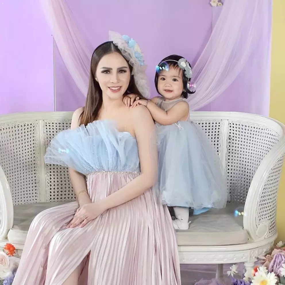 5 Pemotretan anak Momo Geisha bak putri raja, menggemaskan