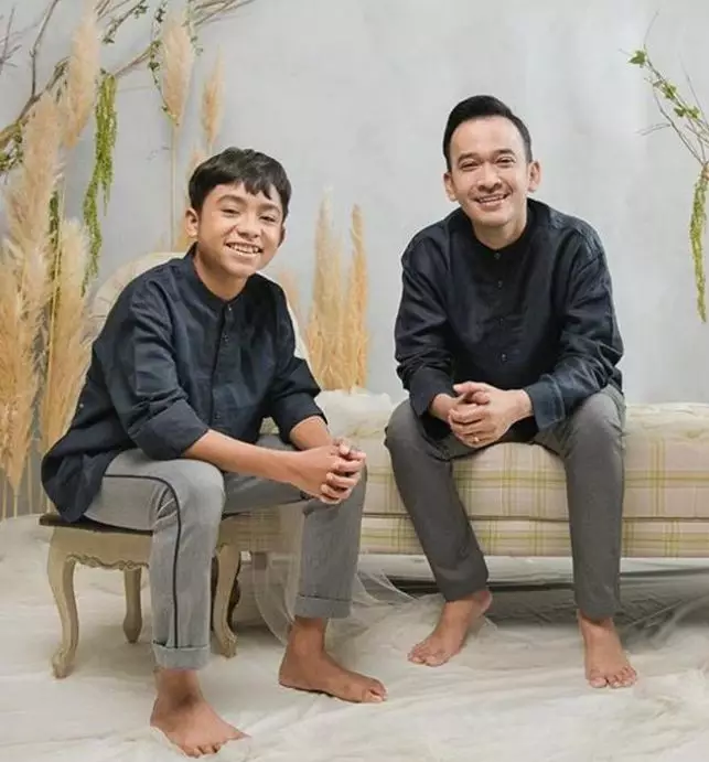 5 Cara seleb hadapi new normal © 2020 brilio.net 5 Cara seleb hadapi new normal © 2020 brilio.net