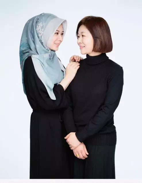 7 momen manis Ayana Moon dan sang ibunda Instagram