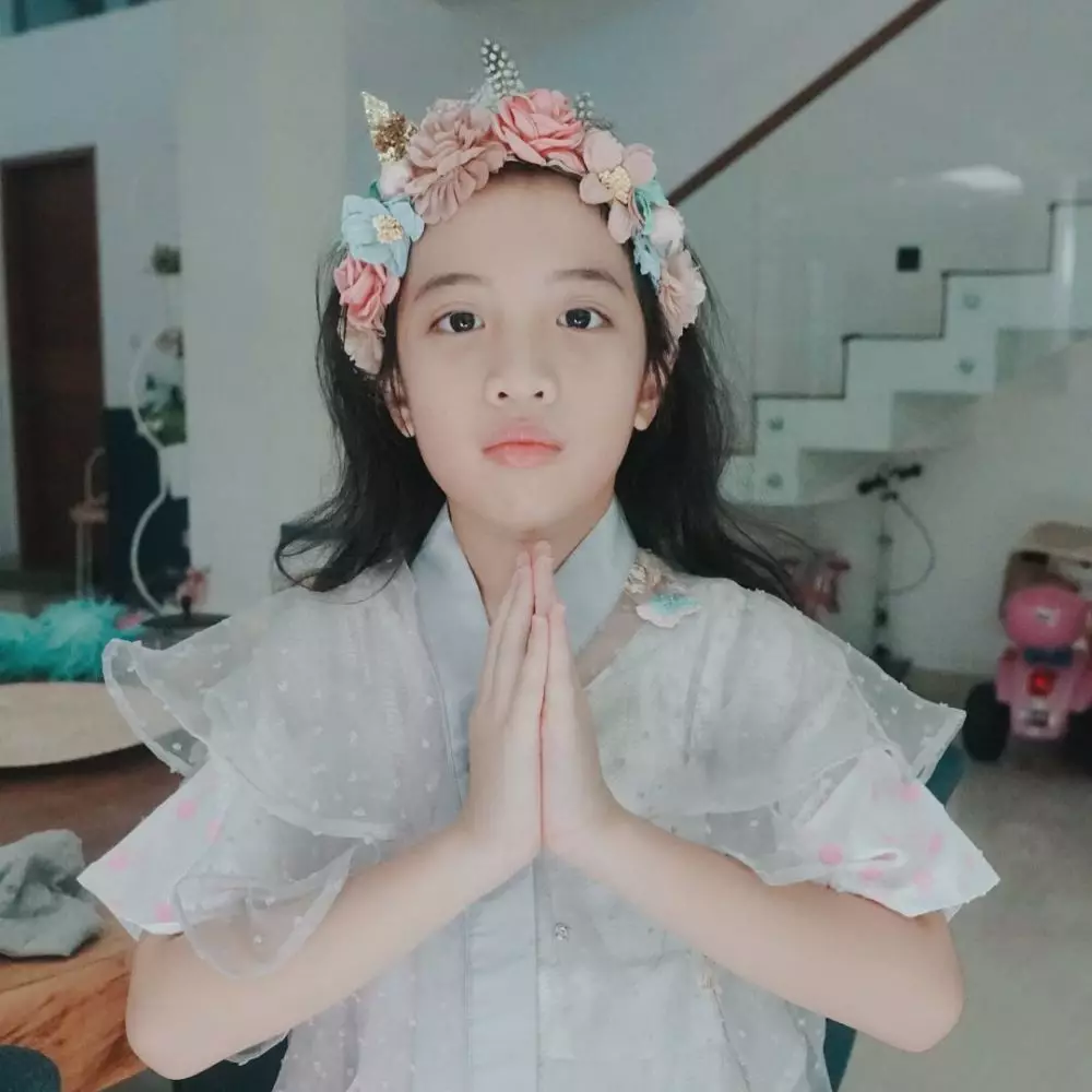 10 Potret Kimora putri Fanny Fabriana Instagram 10 Potret Kimora putri Fanny Fabriana Instagram