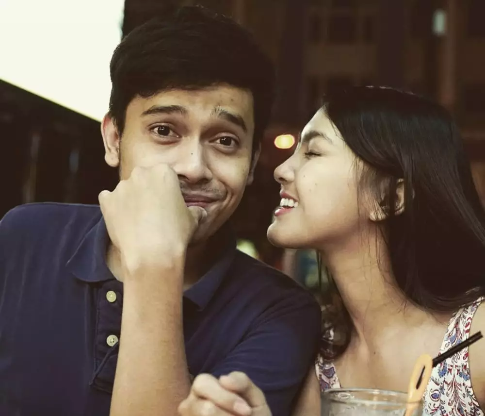 Ana Riana dan suami instagram