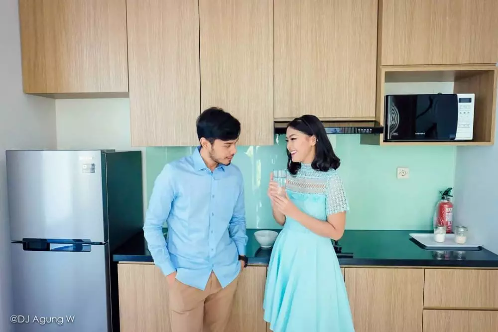 Ana Riana dan suami instagram