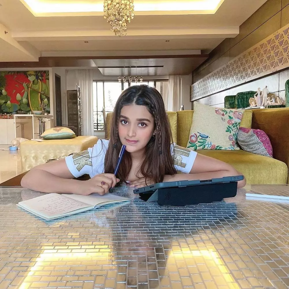 rumah Nidhi Agarwal © 2020  Instagram/@nidhhiagerwal rumah Nidhi Agarwal © 2020  Instagram/@nidhhiagerwal