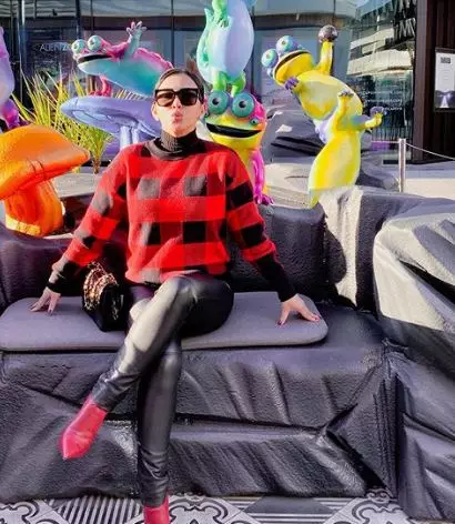 5 Fakta penyebar video syur hoax mirip Syahrini © 2020 brilio.net 5 Fakta penyebar video syur hoax mirip Syahrini © 2020 brilio.net