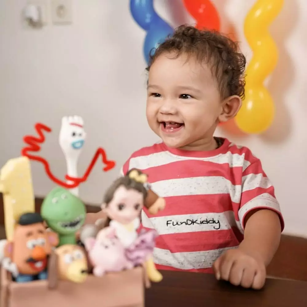 momen ulang tahun putri fandy christian instagram