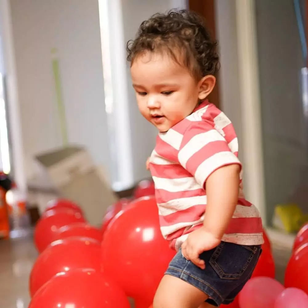 momen ulang tahun putri fandy christian instagram