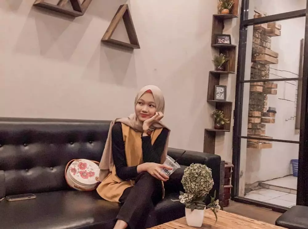 Mita model di lagu Kekeyi berbagai sumber 