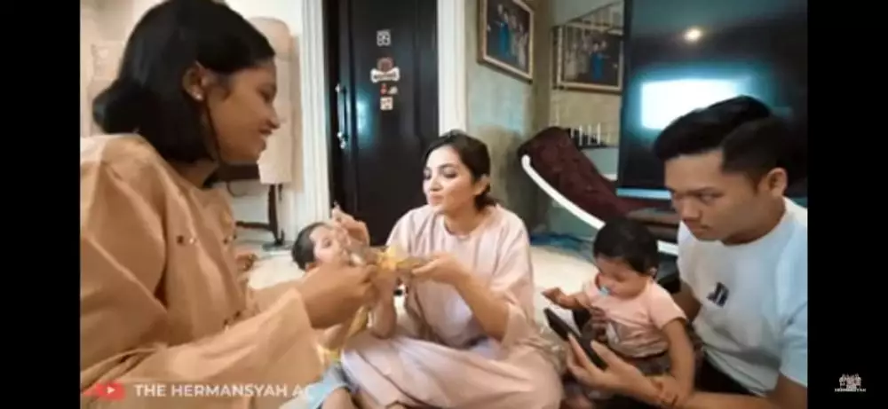 Syukuran anak angkat Anang instagram
