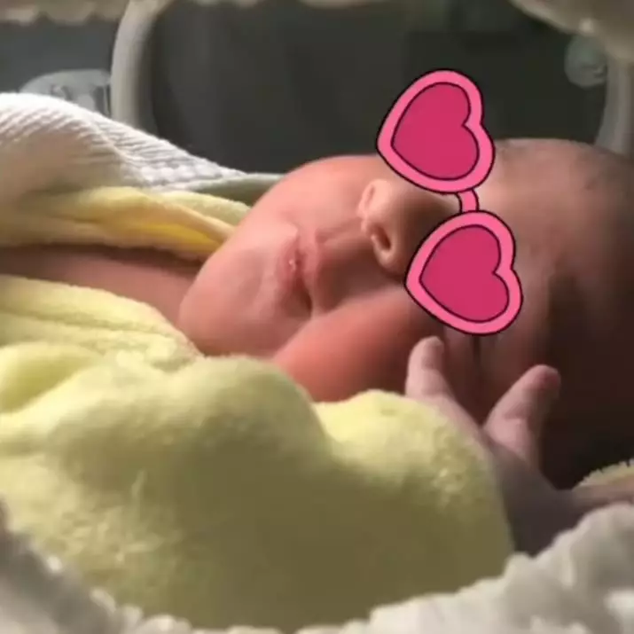 putri ketiga Tania Nadira instagram