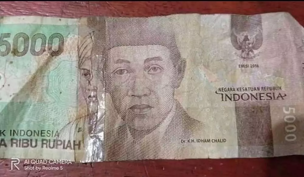 tingkah iseng orang benerin barang © 2020 instagram.com