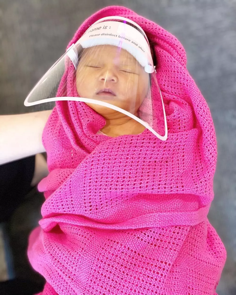 Mona Ratuliu © 2020 brilio.net