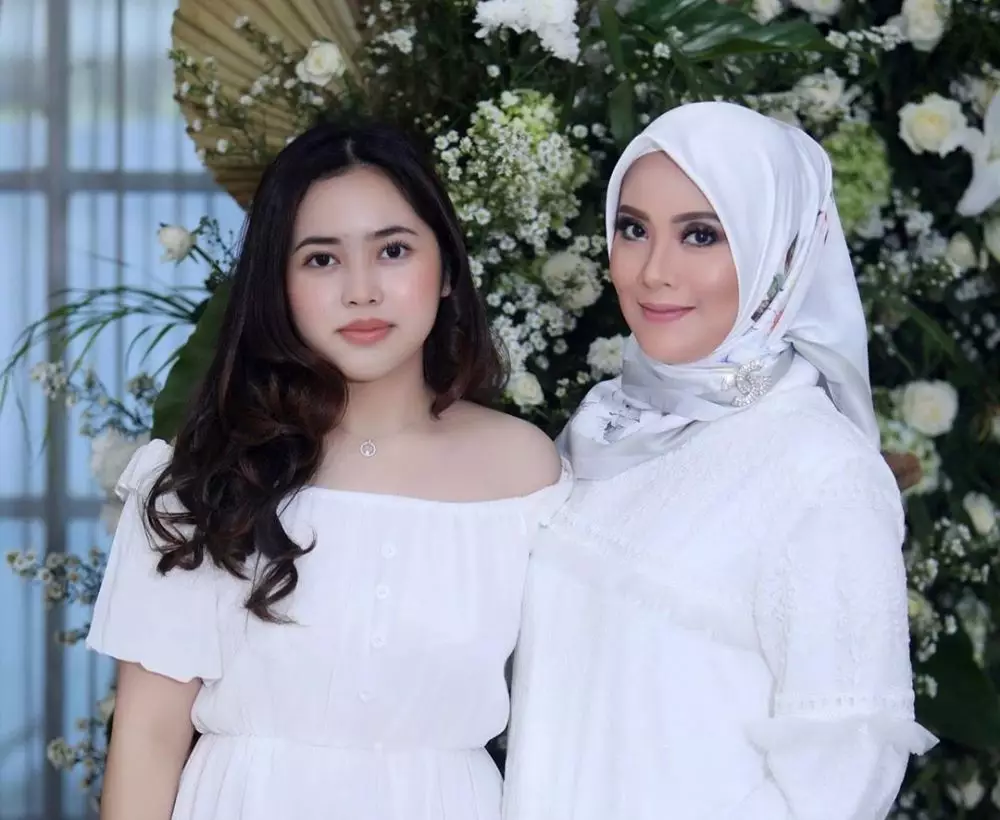 anak elma theana menikah © 2020 brilio.net