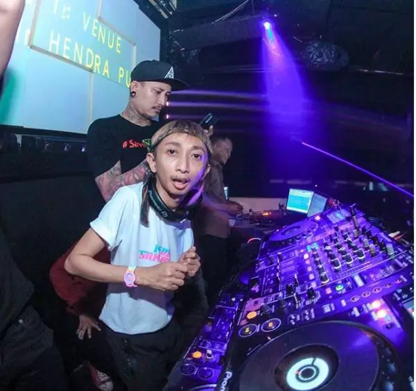 10 potret terbaru 'Ceking' di sinetron Ronaldowati Instagram