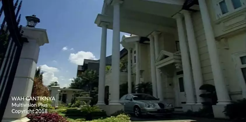 rumah di sinetron lawas Tanah Air © 2020 brilio.net rumah di sinetron lawas Tanah Air © 2020 brilio.net