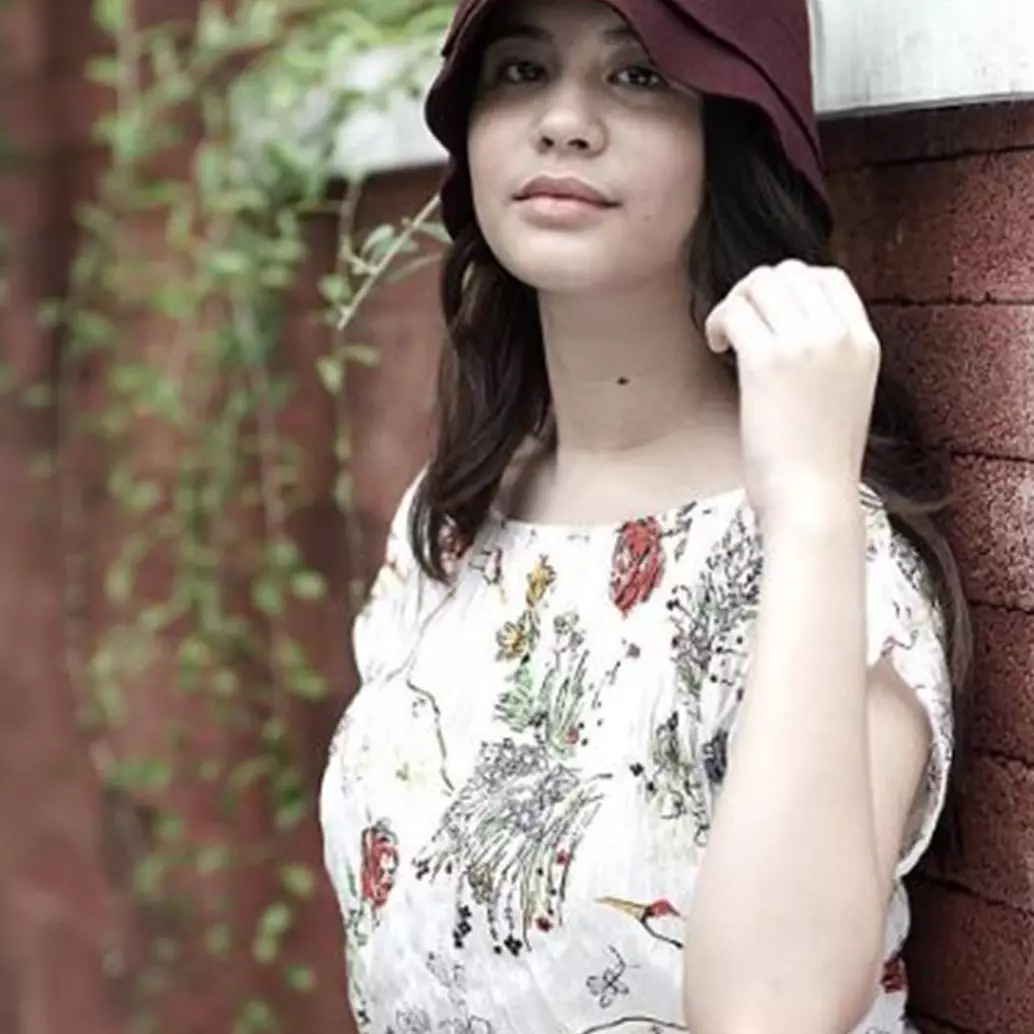 10 Potret cantik Arla Ailani, putri Bucek Depp &amp; Unique Priscilla