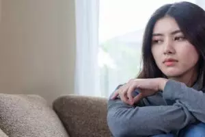 111 Kata-kata galau menentukan pilihan hati, penuh makna & inspiratif