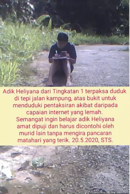 siswi ini rela berpanas-panasan ujian online Facebook siswi ini rela berpanas-panasan ujian online Facebook