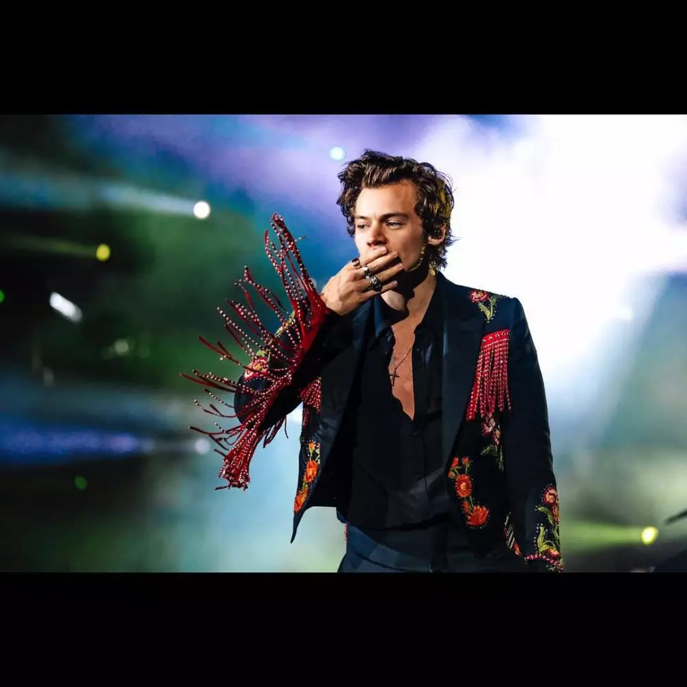 kabar One Direction berbagai sumber 