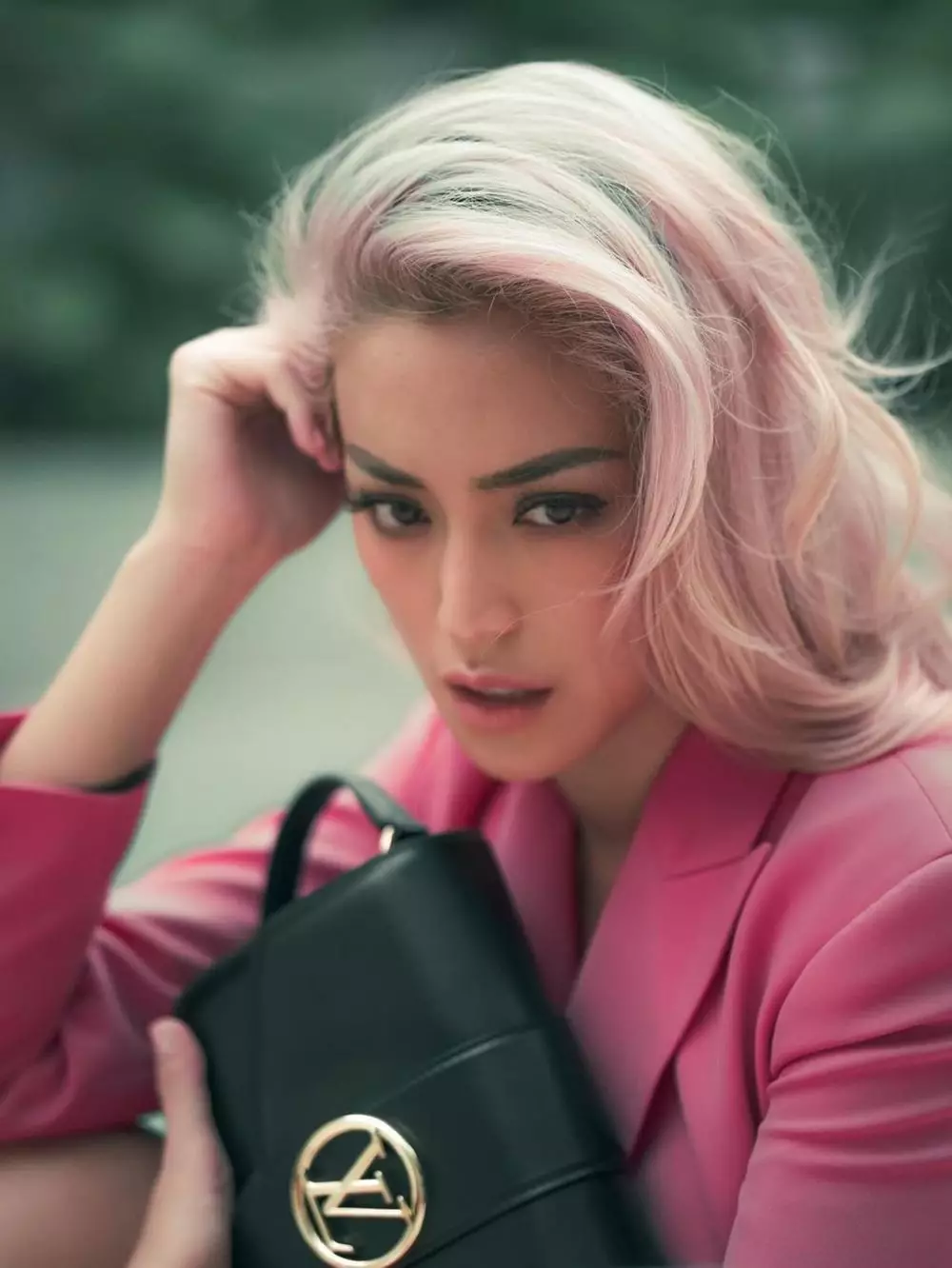 Jessica Iskandar dengan rambut pink Instagram
