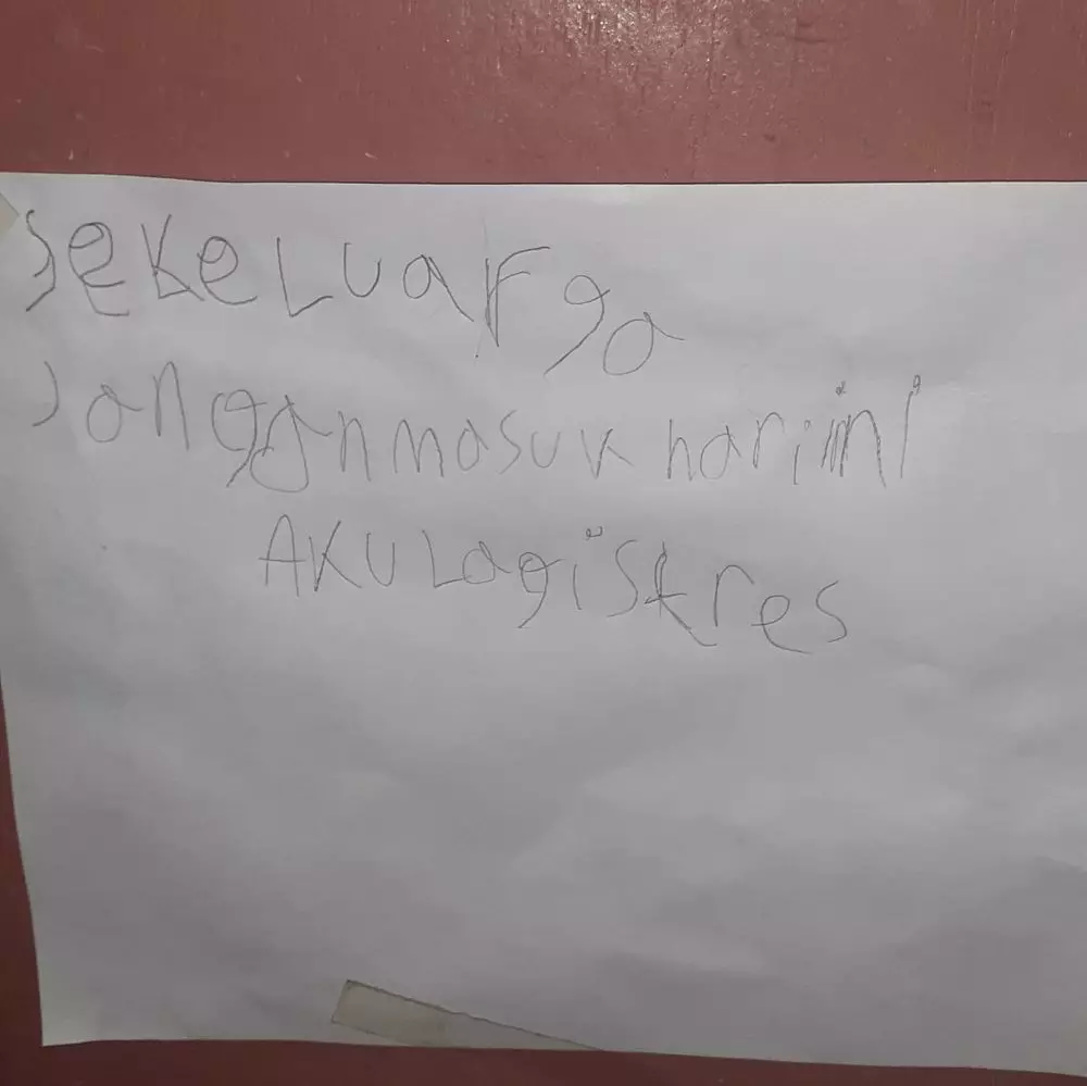 coretan lucu para adek Twitter 