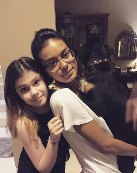 8 potret kedekatan Eva Celia dan Manuella Aziza Instagram