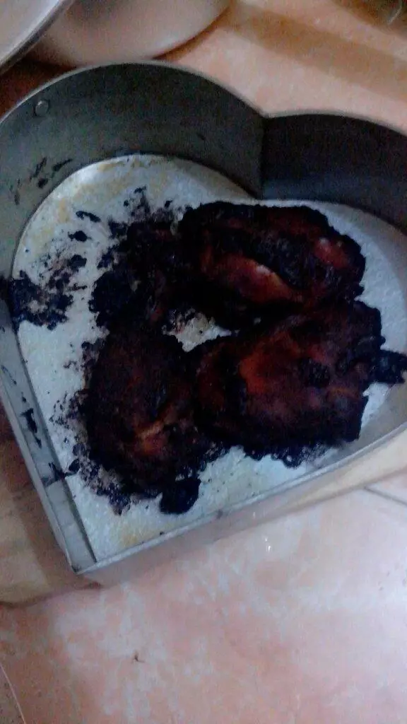 10 Potret ayam gosong ala netizen Twitter 10 Potret ayam gosong ala netizen Twitter