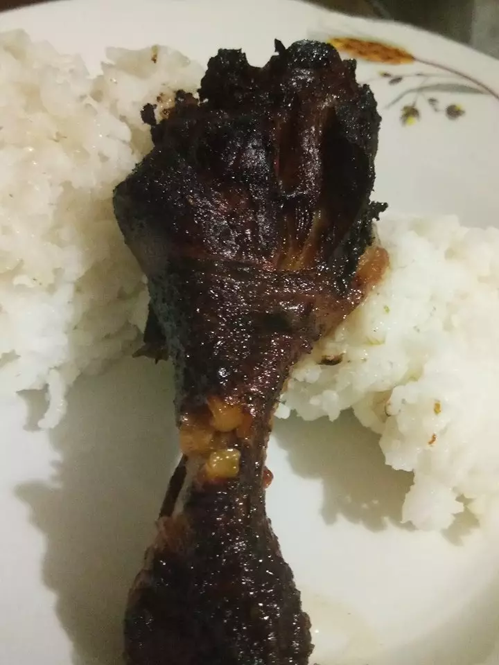 10 Potret ayam gosong ala netizen Twitter 10 Potret ayam gosong ala netizen Twitter