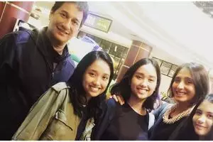 Jarang tersorot, ini 5 momen akrab Bucek & Unique Priscilla usai cerai