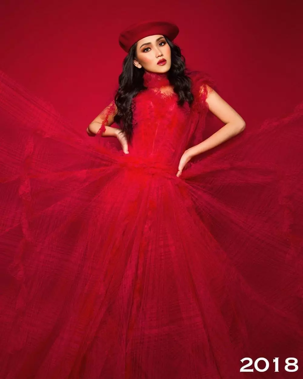 Transformasi gaya pemotretan Ayu Ting Ting © 2020 brilio.net Transformasi gaya pemotretan Ayu Ting Ting © 2020 brilio.net