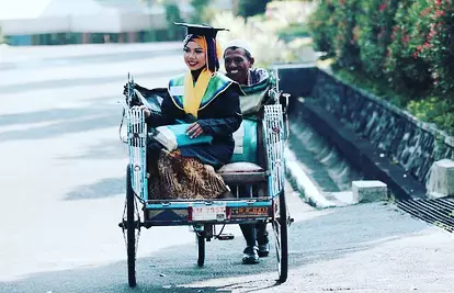 potret terbaru raeni © 2020 brilio.net