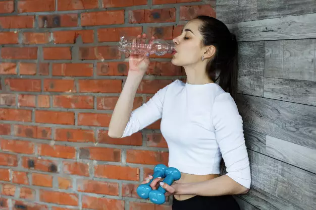 Manfaat push up dan sit up © 2020 brilio.net Manfaat push up dan sit up © 2020 brilio.net