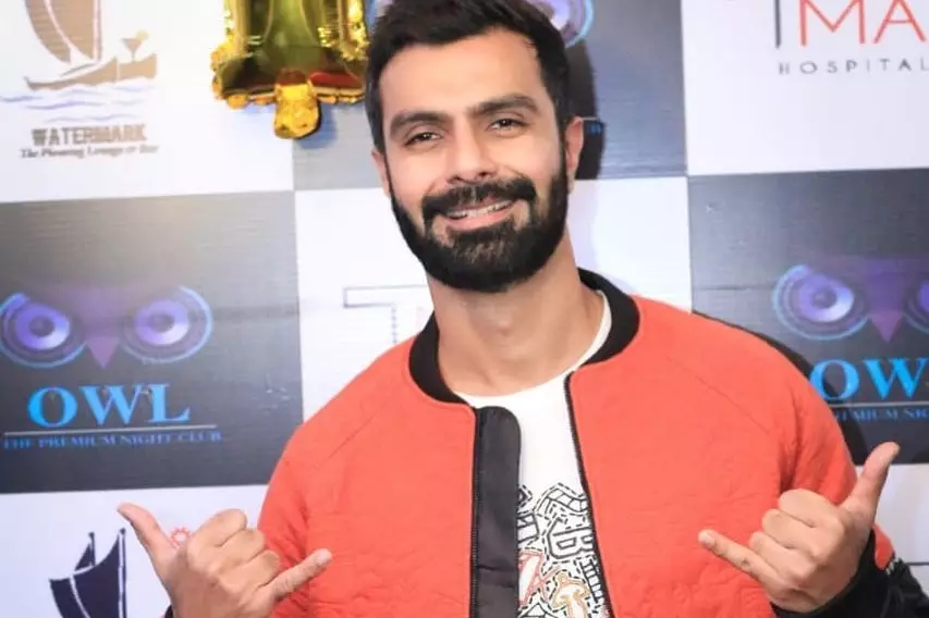 potret ashmmit patel  Instagram potret ashmmit patel  Instagram