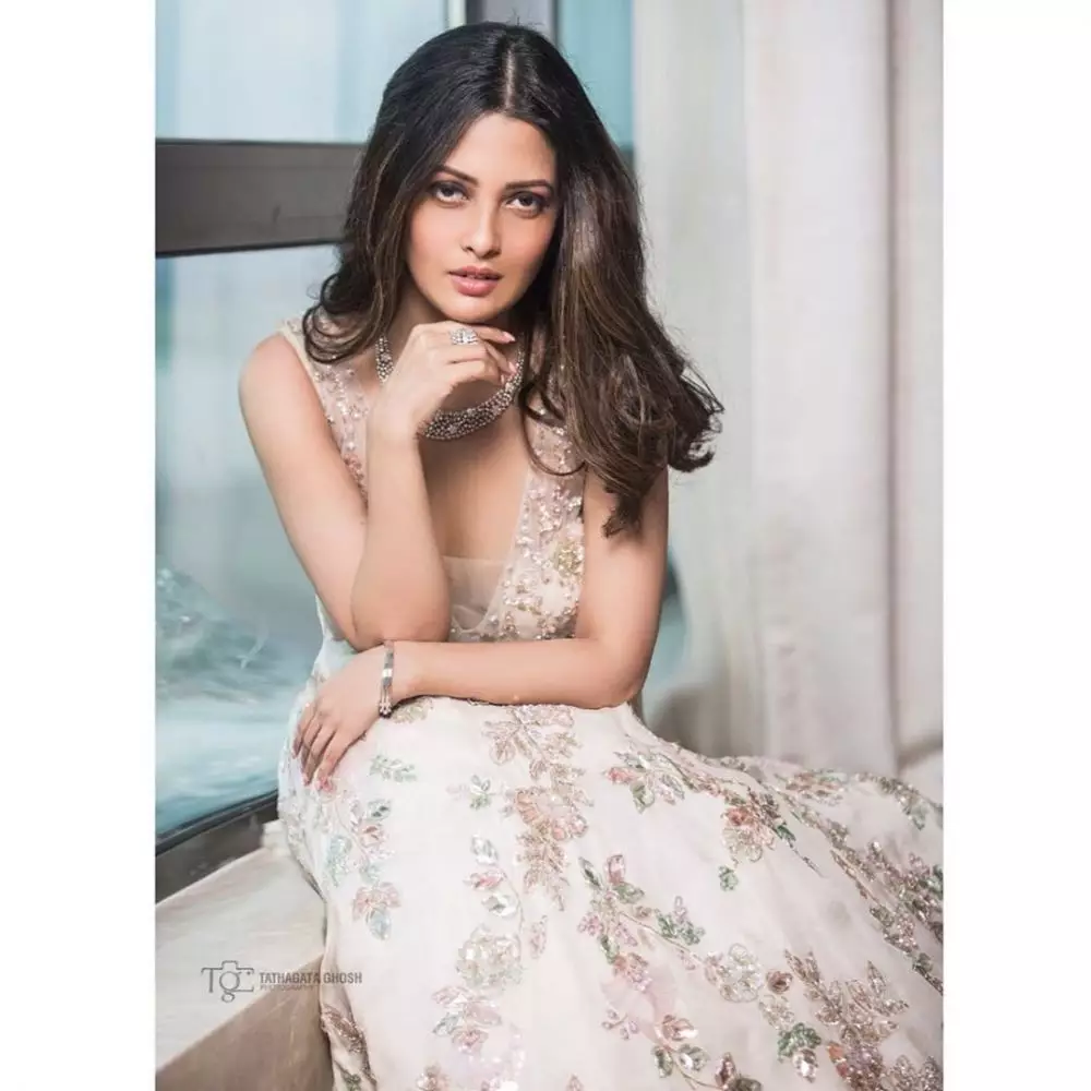 seleb keturunan bangsawan berbagai sumber 