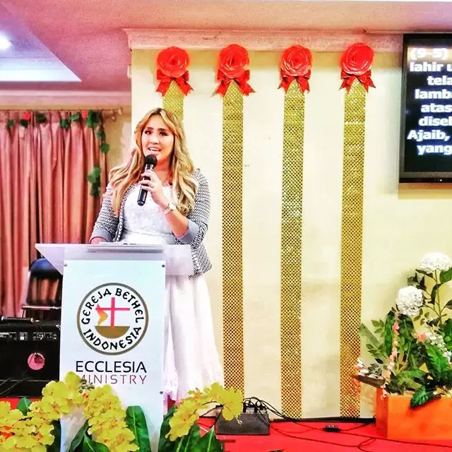 Kabar terbaru pinkan mambo Instagram Kabar terbaru pinkan mambo Instagram