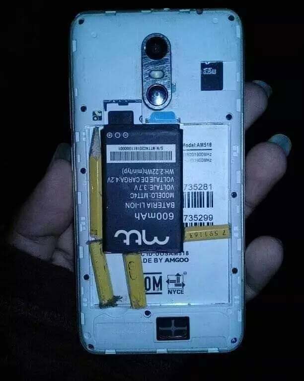 potret lucu teknologi low budget © 2020 instagram.com