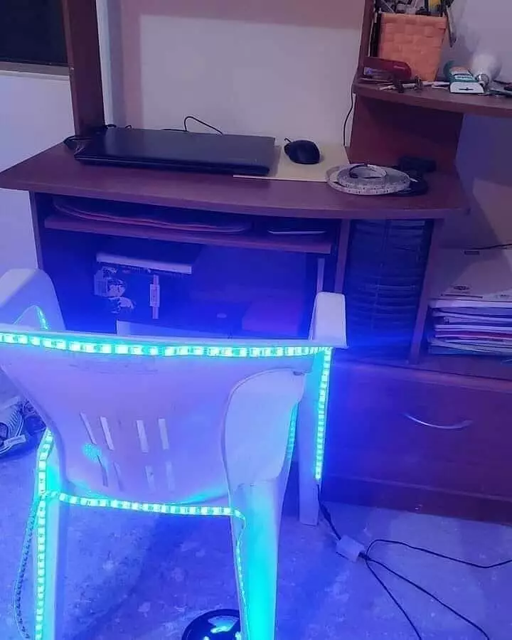 potret lucu teknologi low budget © 2020 instagram.com